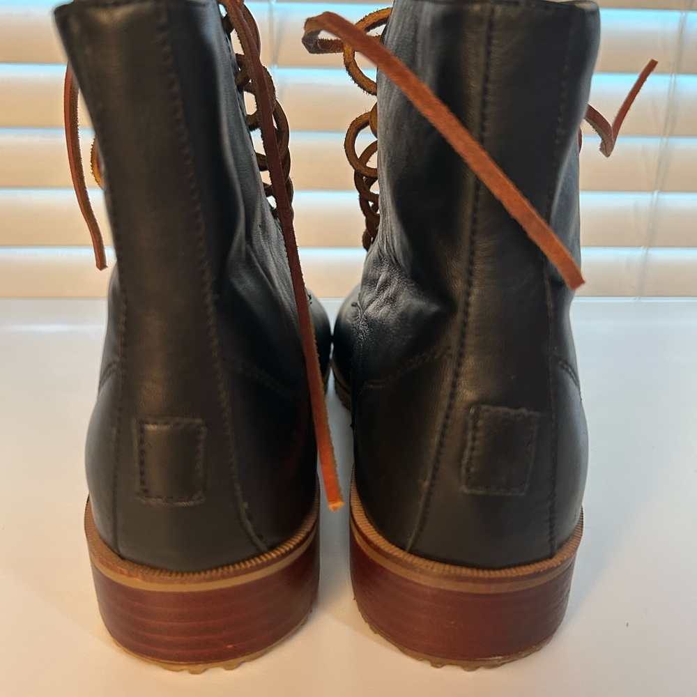 New Women’s Gee WaWa Black Leather Lace-Up Boots Size 9 - Picture 3 of 6